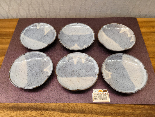 (SOLD)灰色小皿6PCS