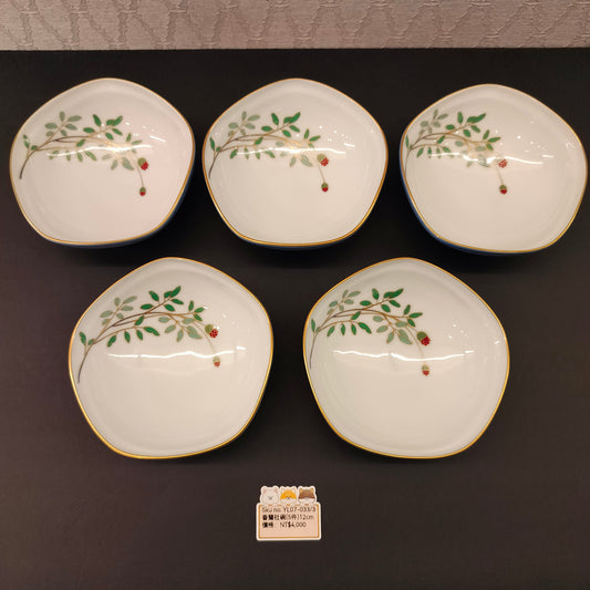 香蘭社白底藍邊小花圖案小碗12CM-5PCS(SOLD)