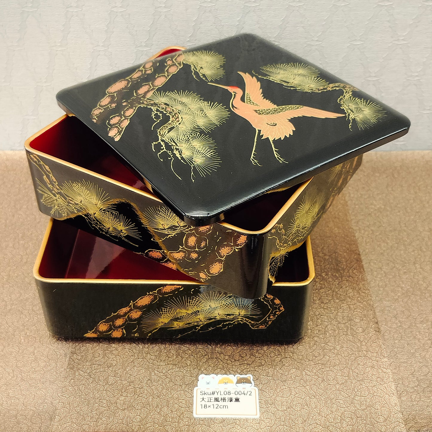 大正風格黑底金漆存盒18x18x12cm(SOLD)