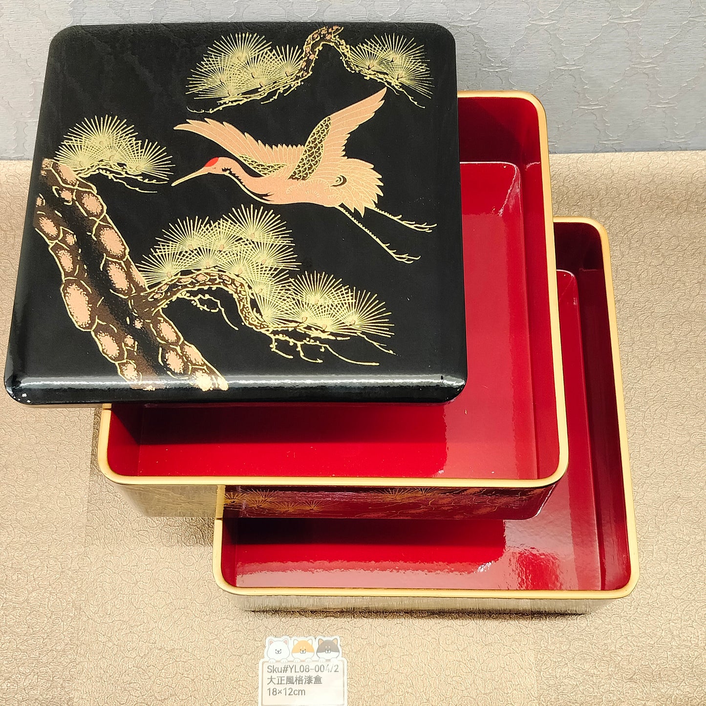 大正風格黑底金漆存盒18x18x12cm(SOLD)