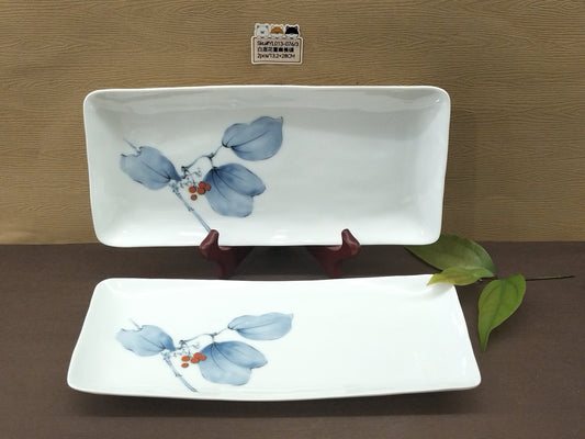 白底花圖案長碟(已售)