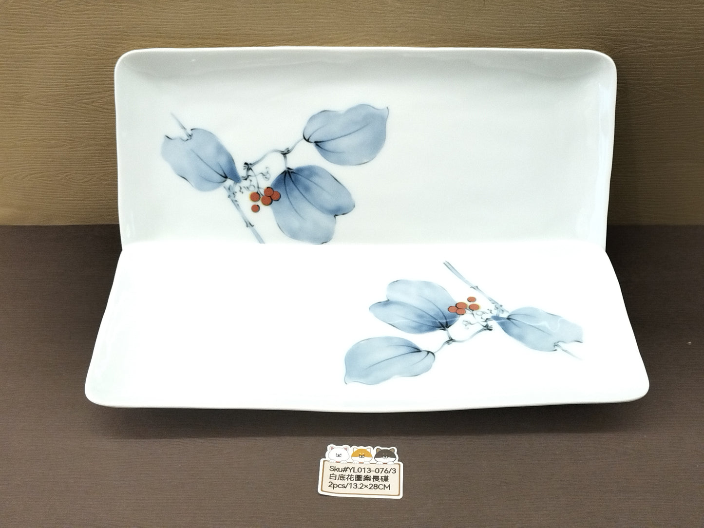 白底花圖案長碟(已售)